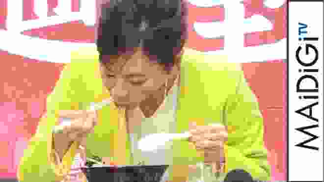 高橋真麻、ラーメン試食でトッピング入れすぎ？　「ご当地麺処 麺屋ガスト」PR発表会