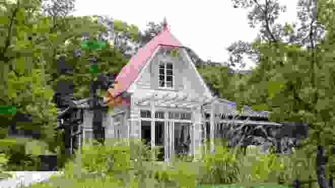 「サツキとメイの家」の雰囲気 in 愛・地球博記念公園 Satsuki and Mei's Totoro House